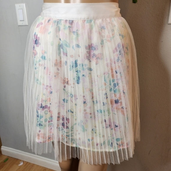 NWT LC Lauren Conrad Floral Pleated Mesh Skirt Stretch Waist Size XL Fairycore - Picture 5 of 15